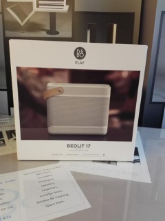 BEOLIT 17 AIRPLAY PORTABLE SYSTEM